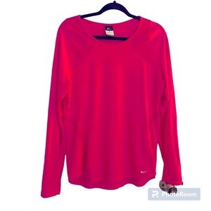 Nike Pink Dri Fit Athletic Top. Excellent Condition. Size Large.